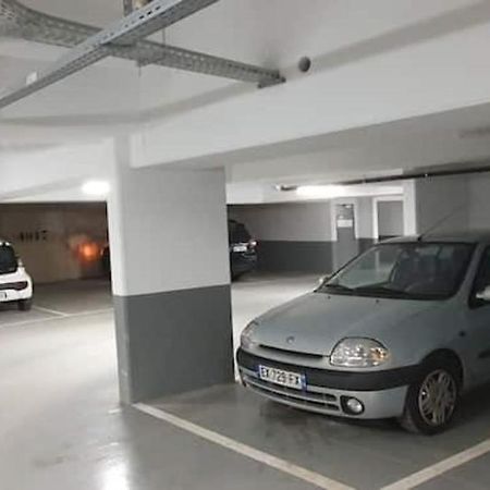 Apartment At Paris-Defense Arena Free Parking By Servallgroup Courbevoie Extérieur photo